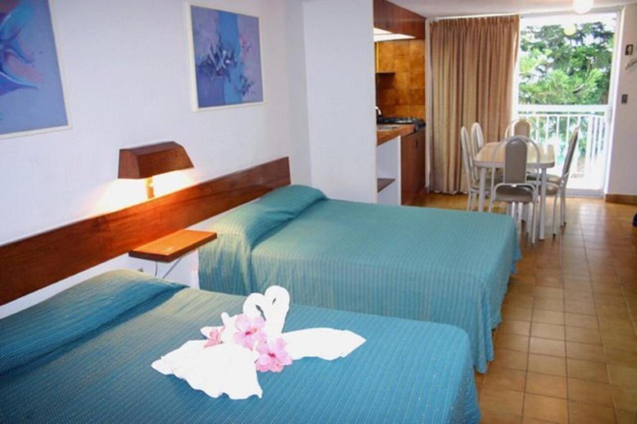 Alba Suites Acapulco Quarto foto
